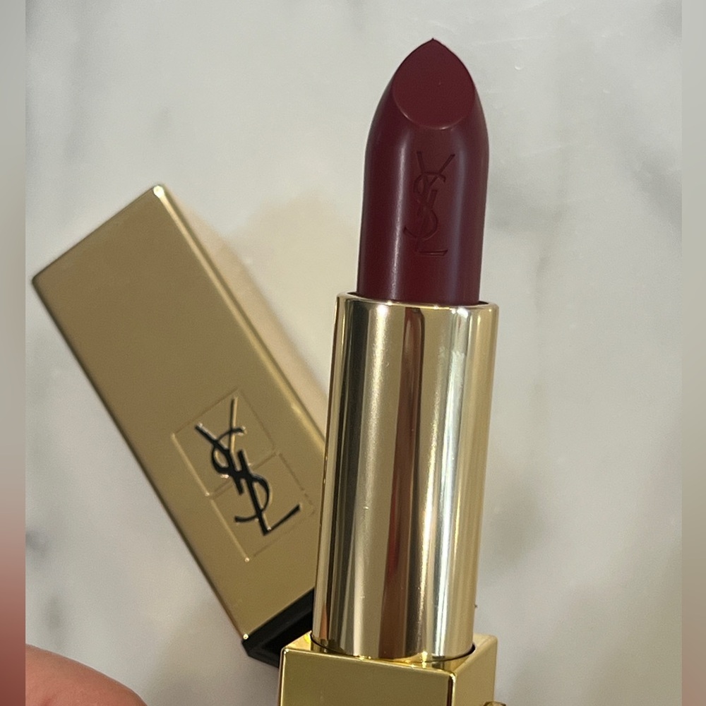 Brand NEW Yves Saint Laurent Rouge Pur Couture lipstick - #72 Rouge Vinyle 3.8g - Picture 4 of 6